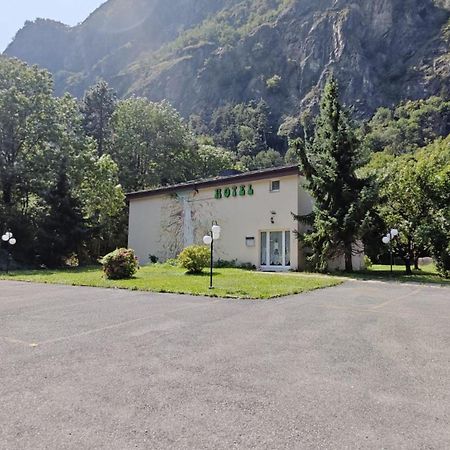 La Cascade Hotel Vernayaz Buitenkant foto